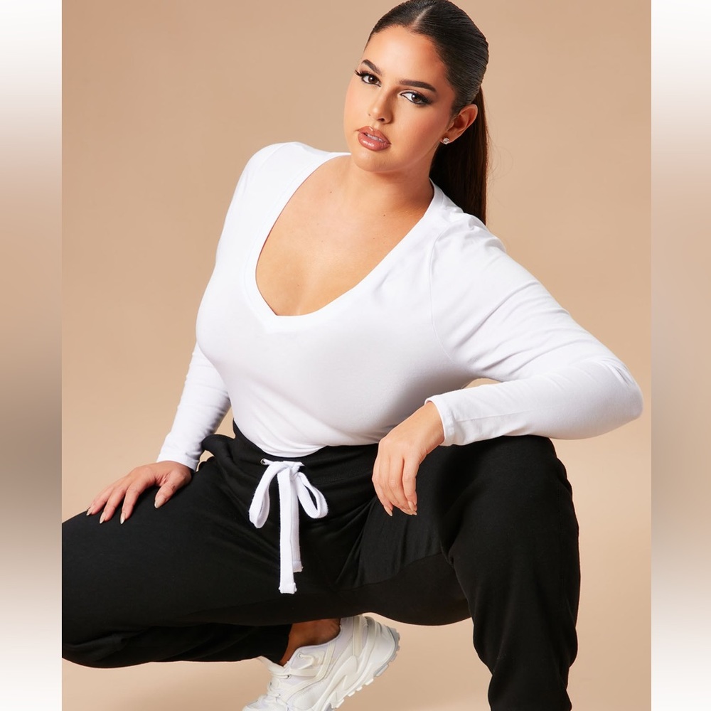 Your Everyday Long Sleeve Tee in White -S